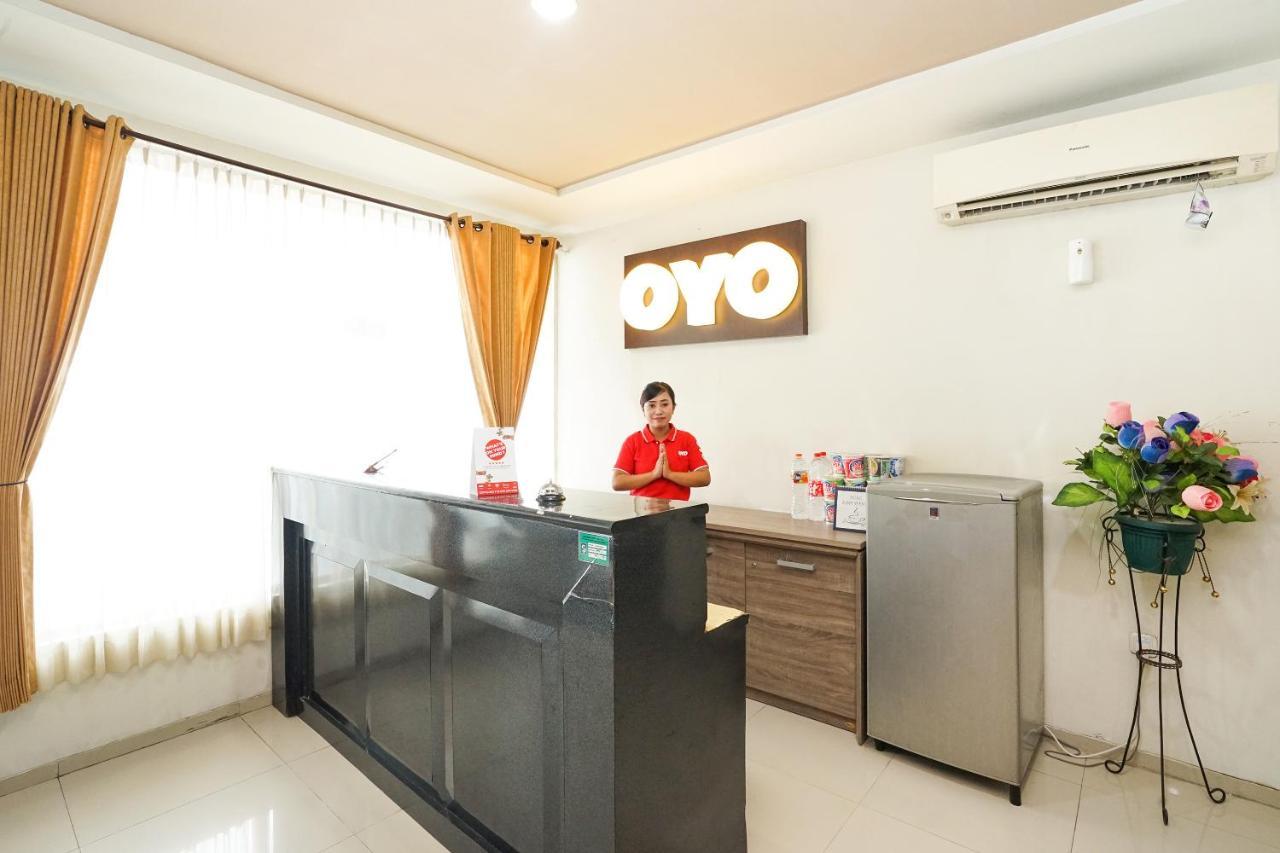 Reddoorz @ Panglima Sudirman Hotel Surabaya Ngoại thất bức ảnh