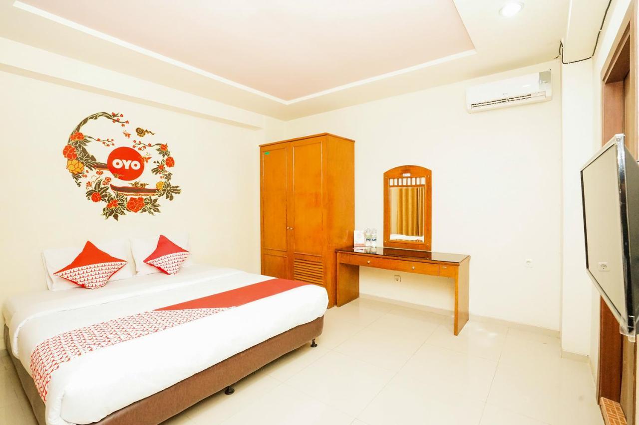Reddoorz @ Panglima Sudirman Hotel Surabaya Ngoại thất bức ảnh