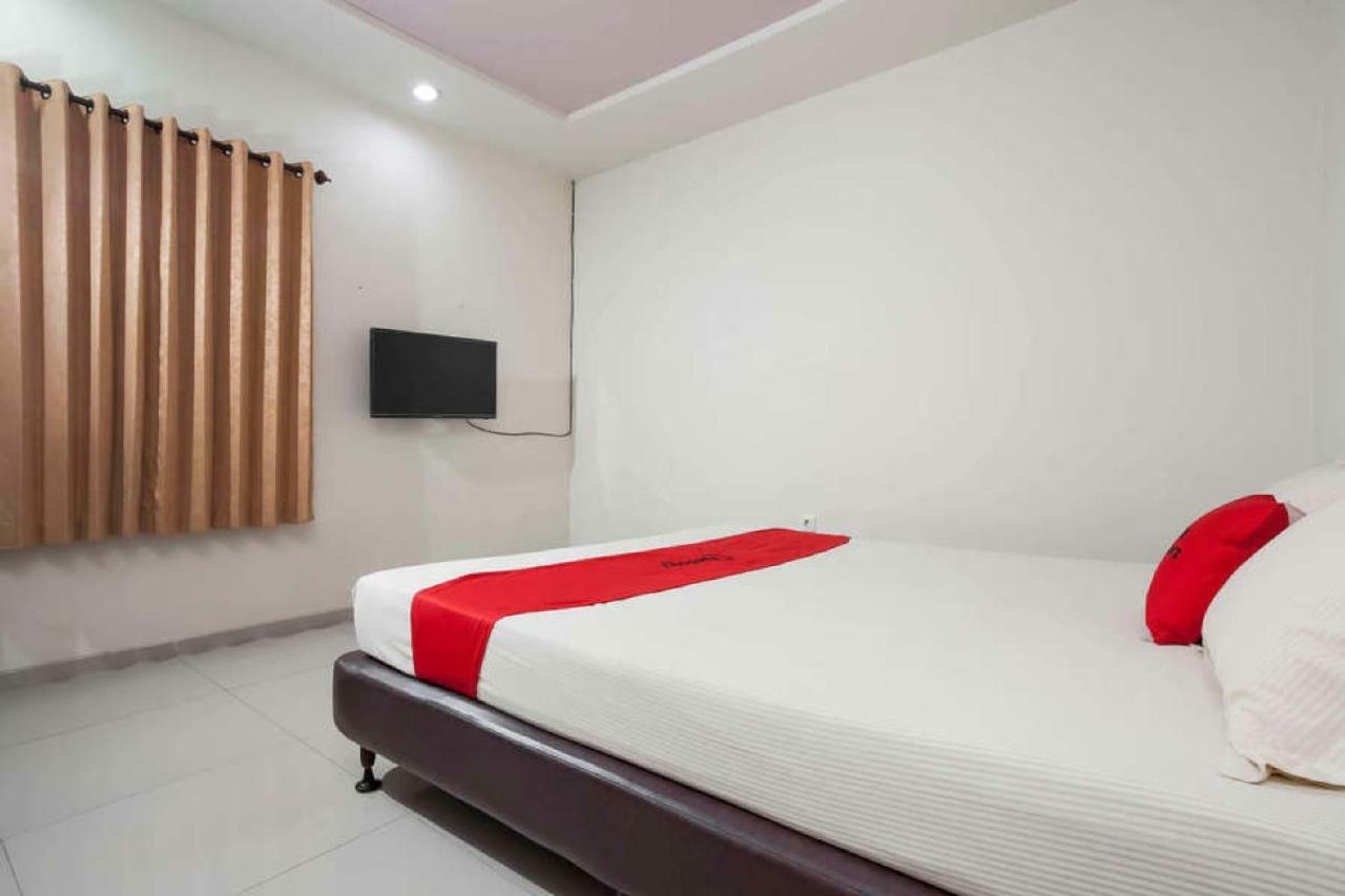 Reddoorz @ Panglima Sudirman Hotel Surabaya Ngoại thất bức ảnh